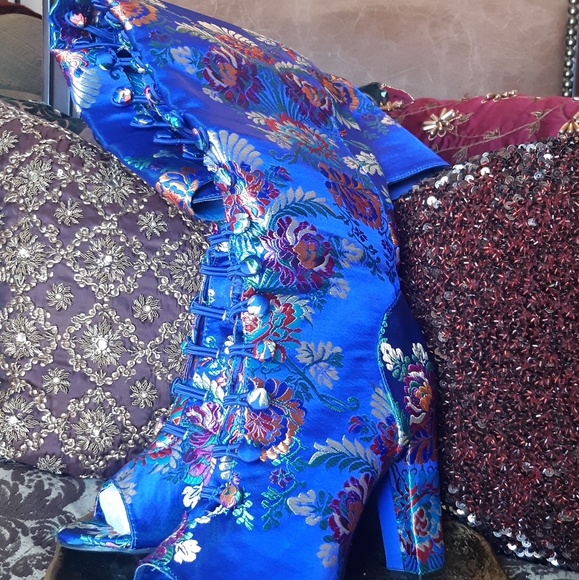 👠BLUE EMBROIDERED OVER THE KNEE BOOTS - Picture 4 of 4